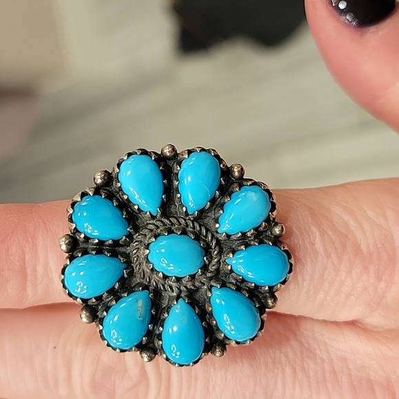 turquoise and silver ring - Picture 4 of 4